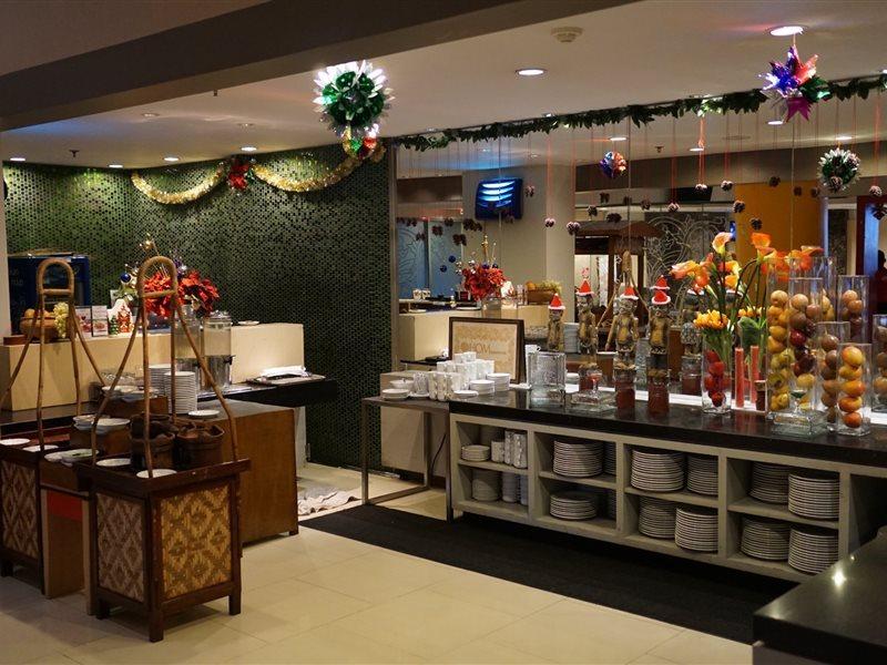 @Hom Semarang Simpang Lima Hotel ภายนอก รูปภาพ