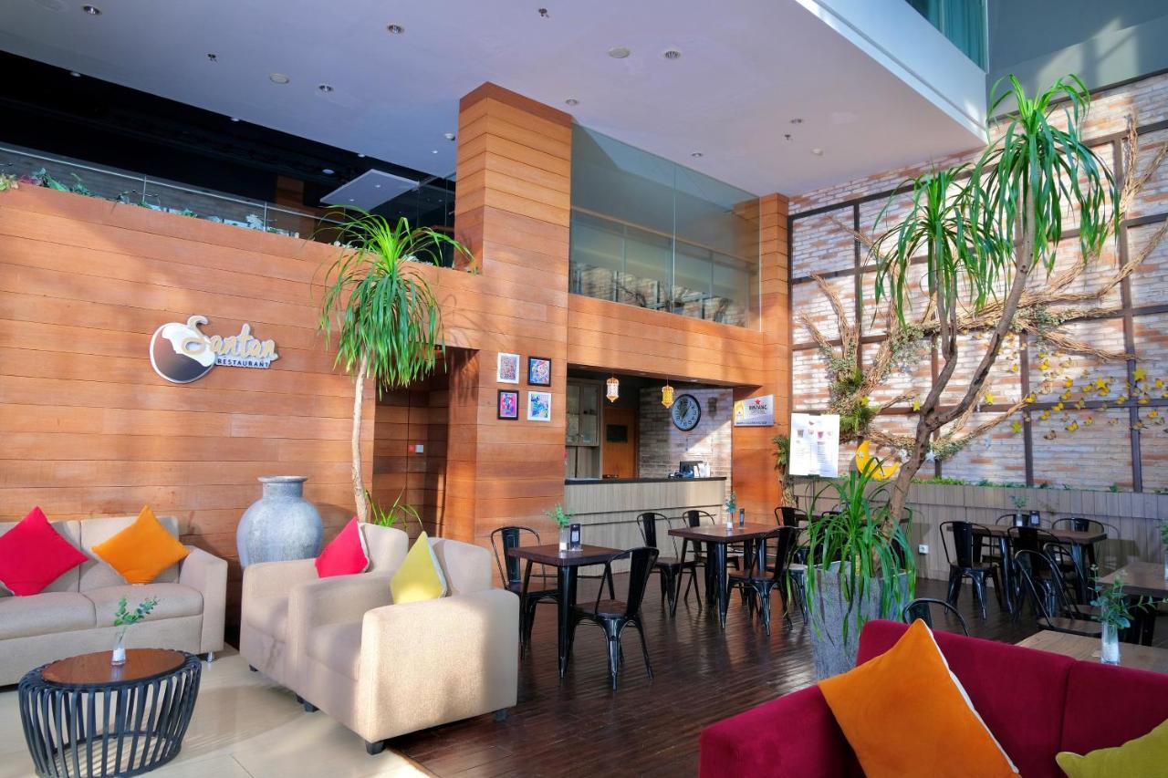 @Hom Semarang Simpang Lima Hotel ภายนอก รูปภาพ