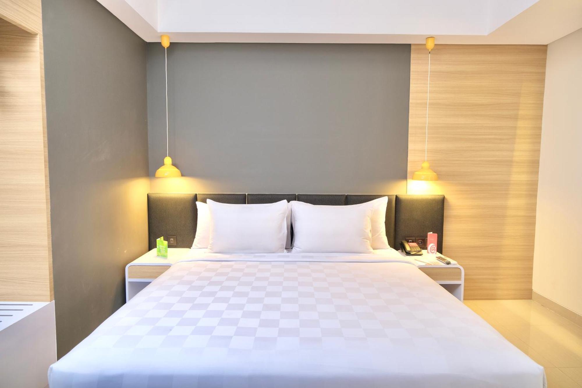 @Hom Semarang Simpang Lima Hotel ภายนอก รูปภาพ