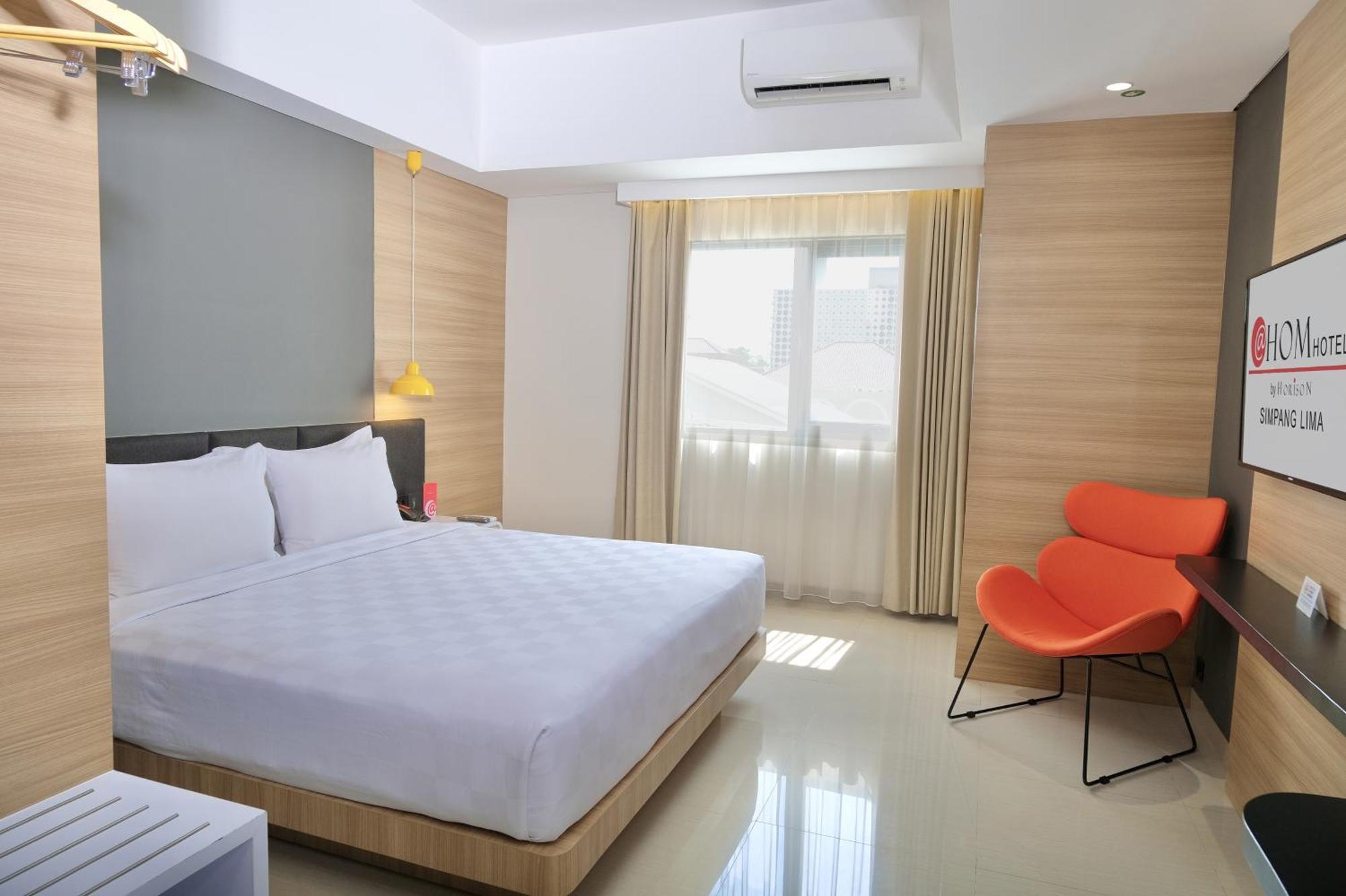 @Hom Semarang Simpang Lima Hotel ภายนอก รูปภาพ